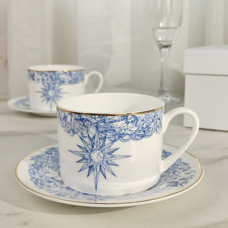 Bone China coffee Cup And Sauc - огляд і ціна Coffee Tea Gift Set